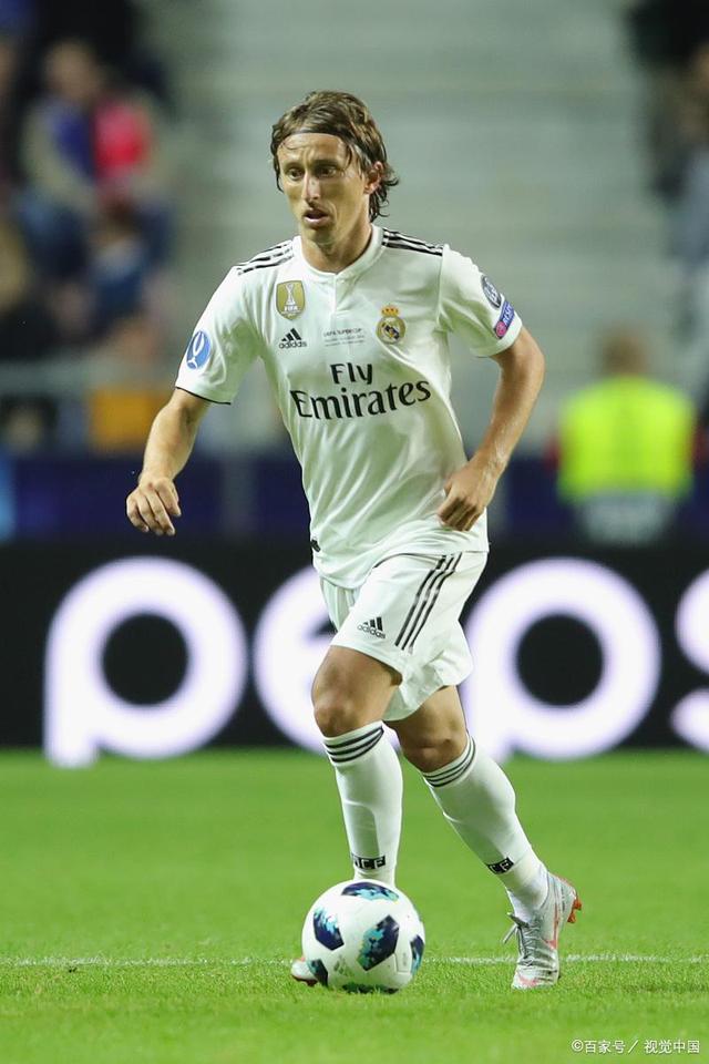 电竞选手转型内容创作备受关注