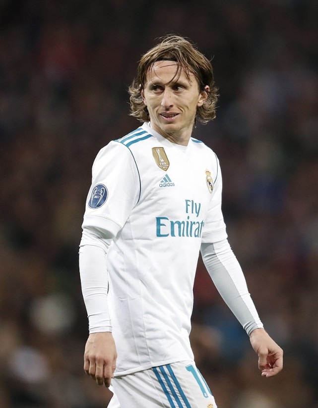 带领皇马五夺欧冠，被誉为典礼中场的三人，后来